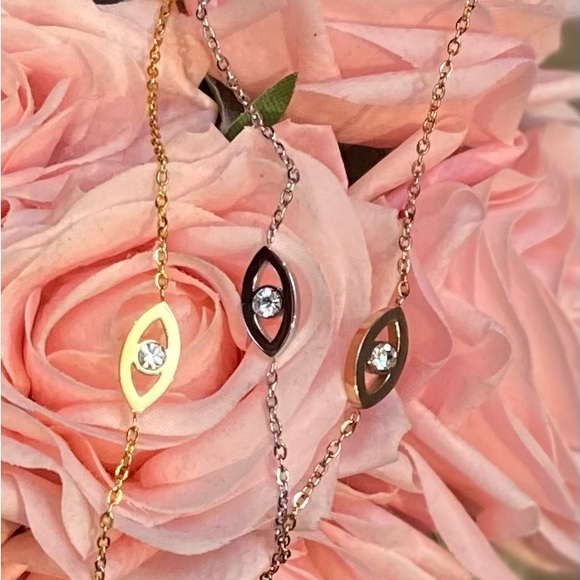18k Rose gold plated stainless steel evil eye bracelet. - Picture 2 of 4
